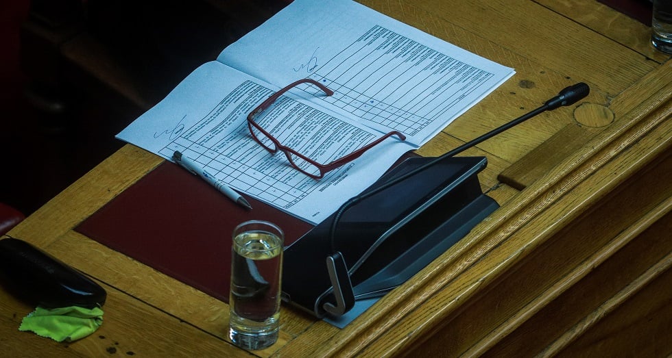 Συνταγματική αναθεώρηση και προεκλογική πόλωση